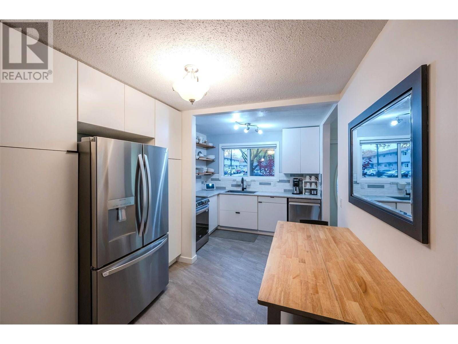 Penticton, BC V2A6Y2,3099 SOUTH MAIN ST #44