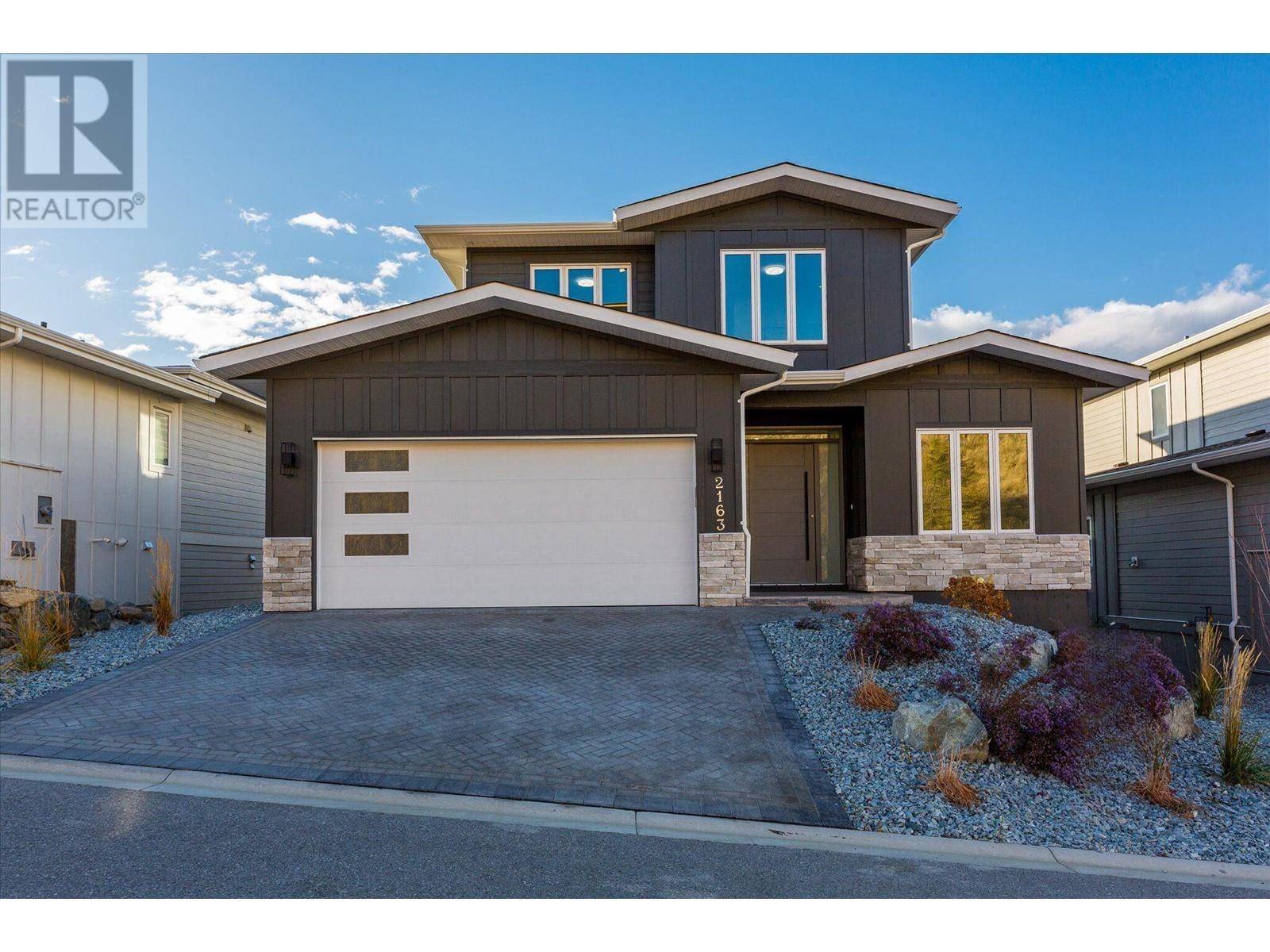 Kelowna, BC V1P1S8,2163 Kentucky Crescent