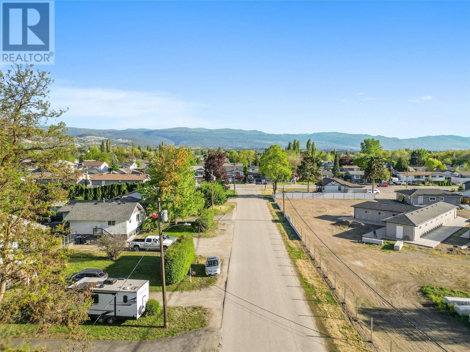 Kelowna, BC V1X5A4,1525 STAFFORD Road