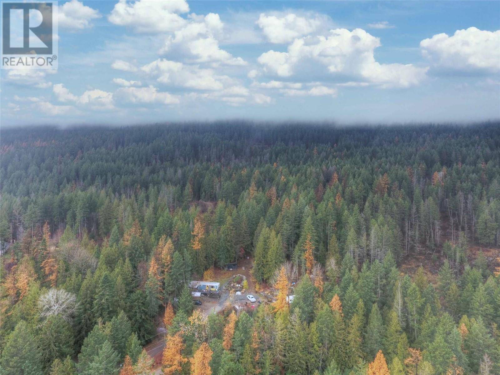 Creston, BC V0B1G1,1137 36th Avenue