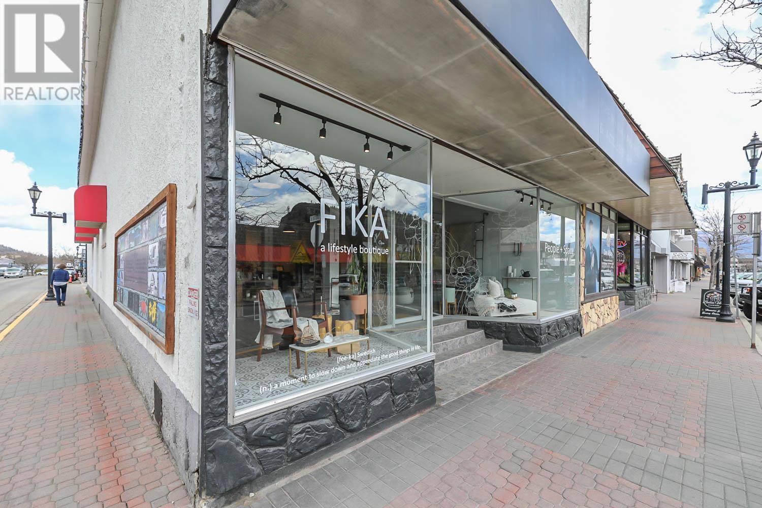 Summerland, BC V0H1Z0,10122 & 10124 Main Street