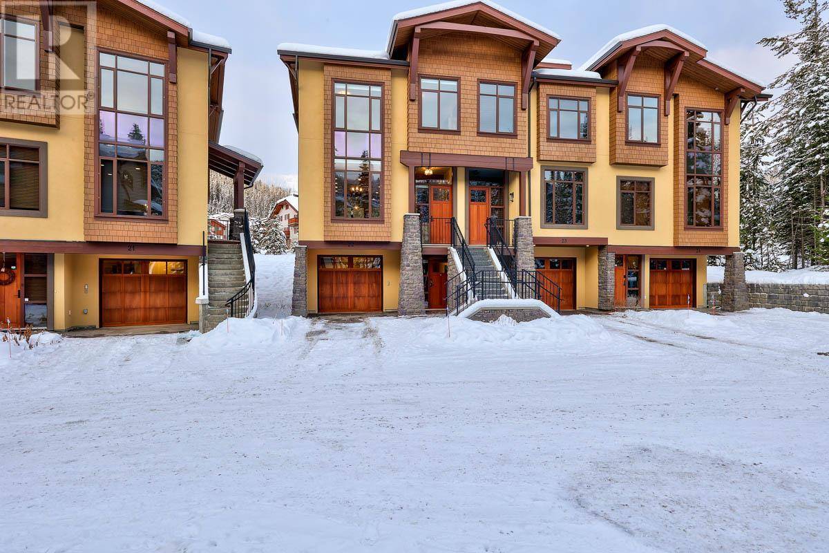 Sun Peaks, BC V0E5N0,3280 Village WAY #22