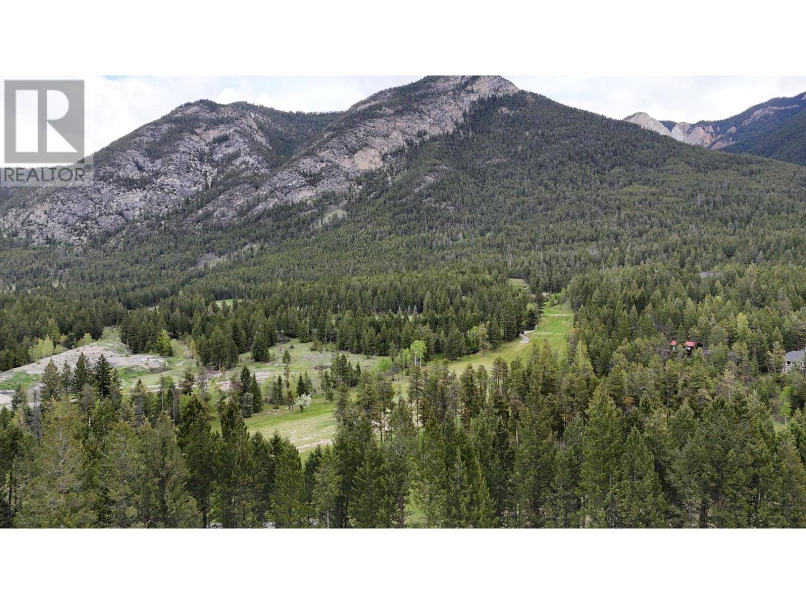 Radium Hot Springs, BC V0A1M0,7981 RADIUM GOLF COURSE RD #6