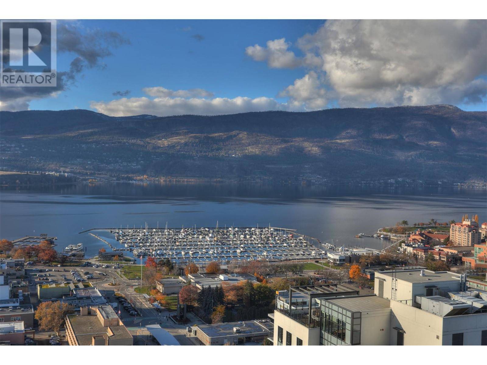 Kelowna, BC V1Y6P2,1488 Bertram ST #3101