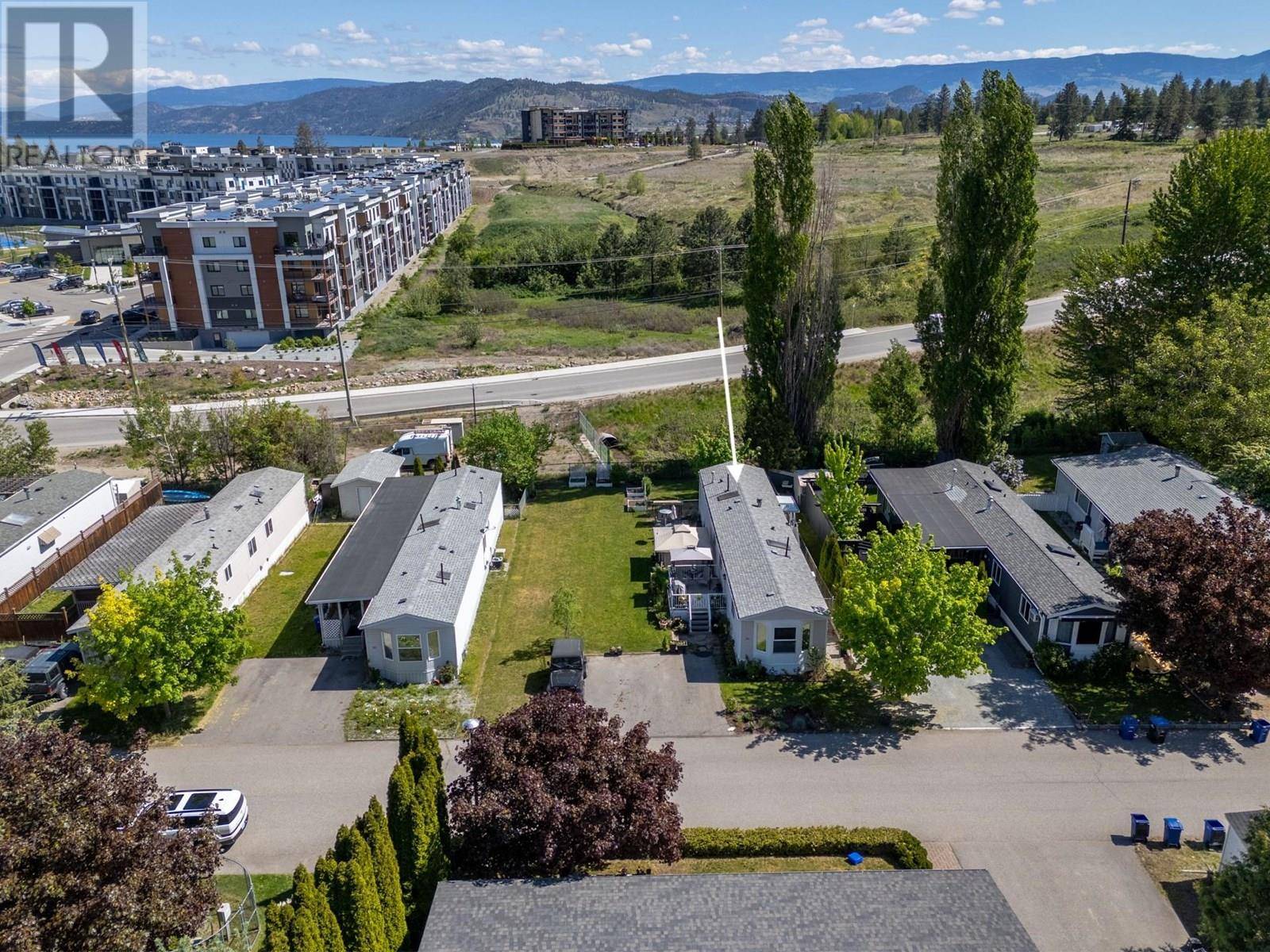 Kelowna, BC V1Z3Y3,1525 Westside RD South #54