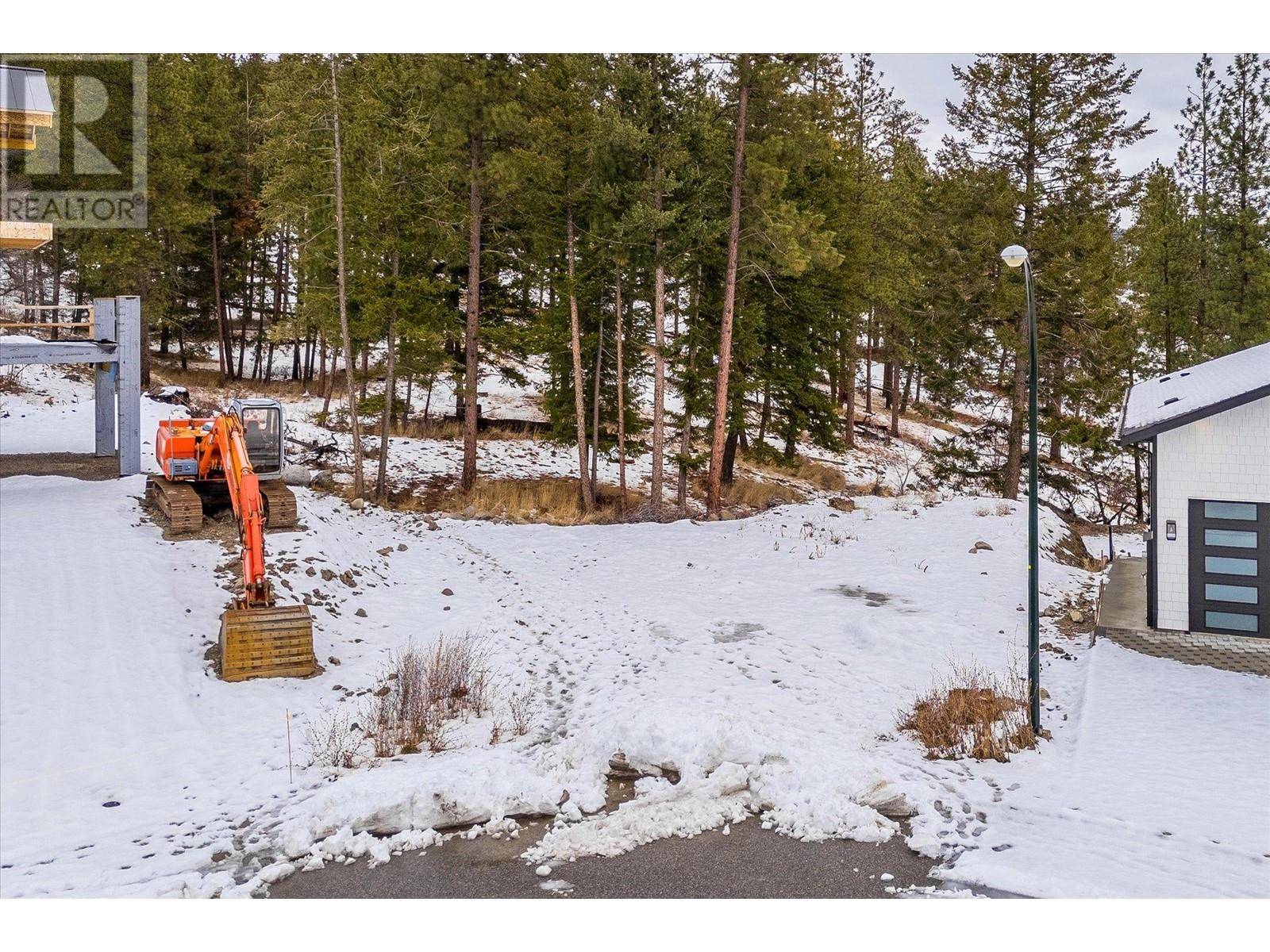 Peachland, BC V0H1X4,6051 Gerrie Road