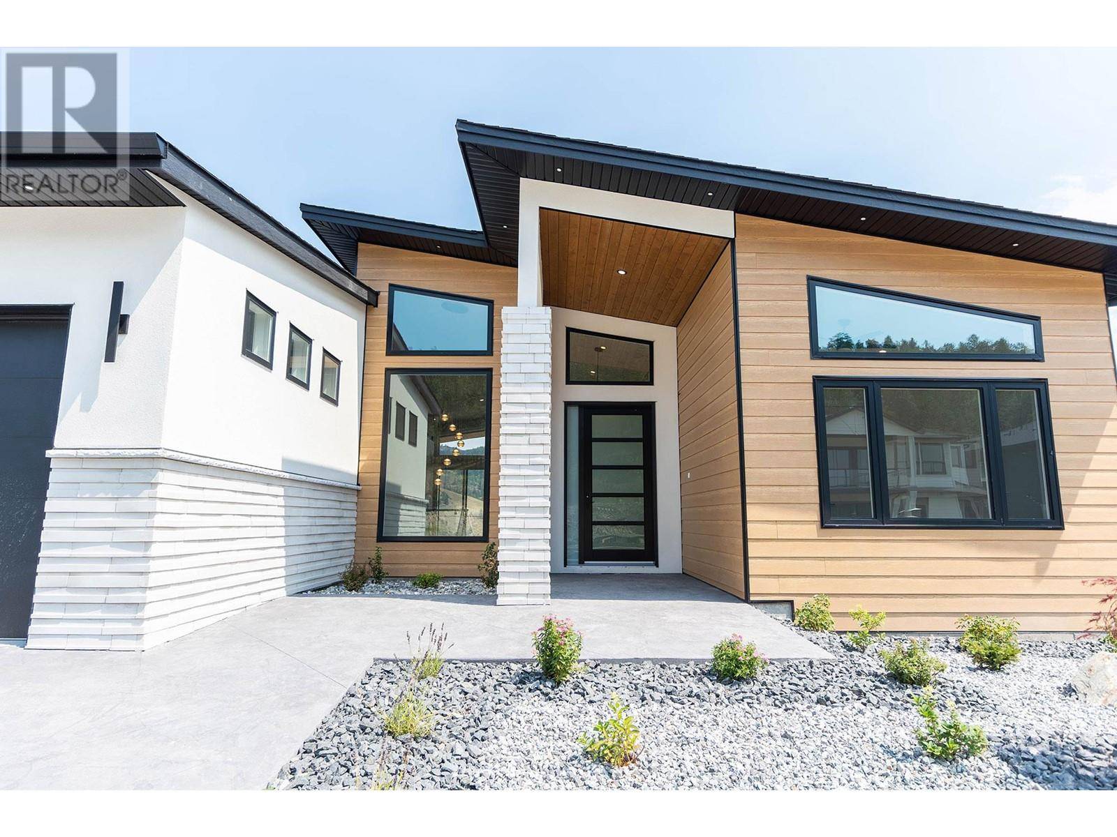 Kelowna, BC V1P0A8,845 Melrose Street Lot# 31