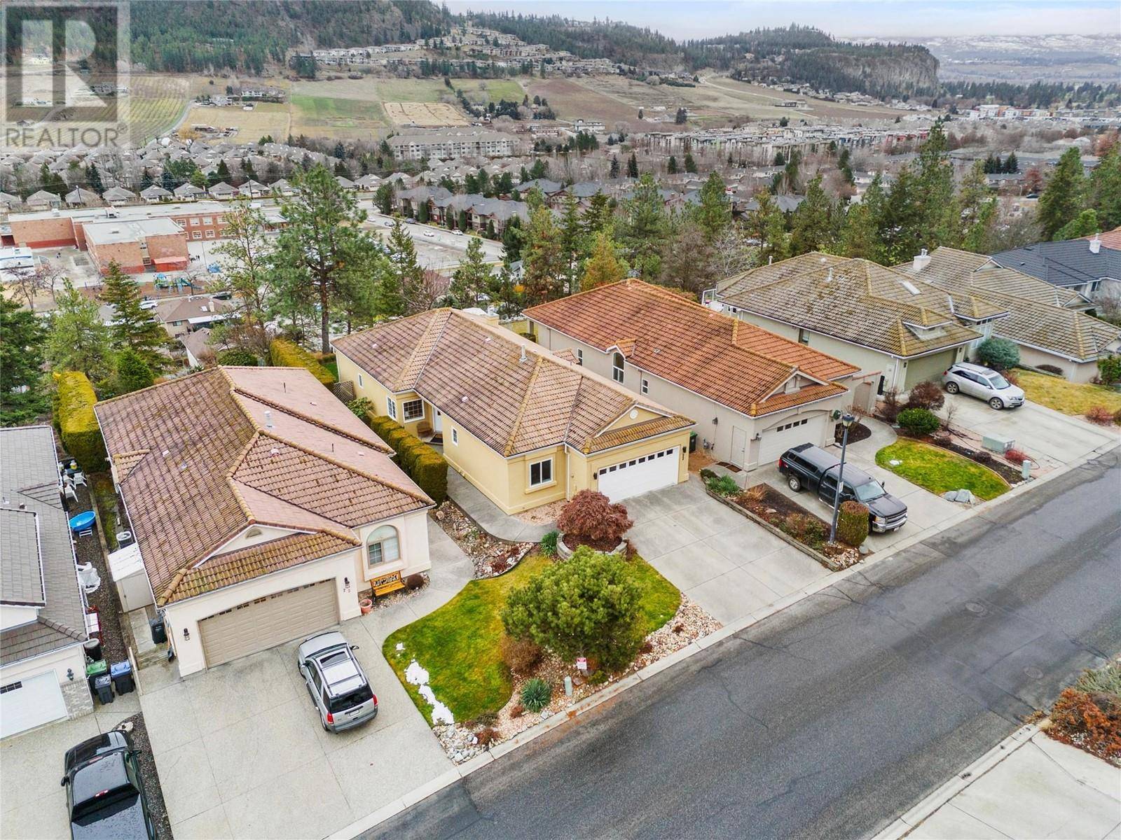 Kelowna, BC V1V1W7,452 Glen Pine CT #22