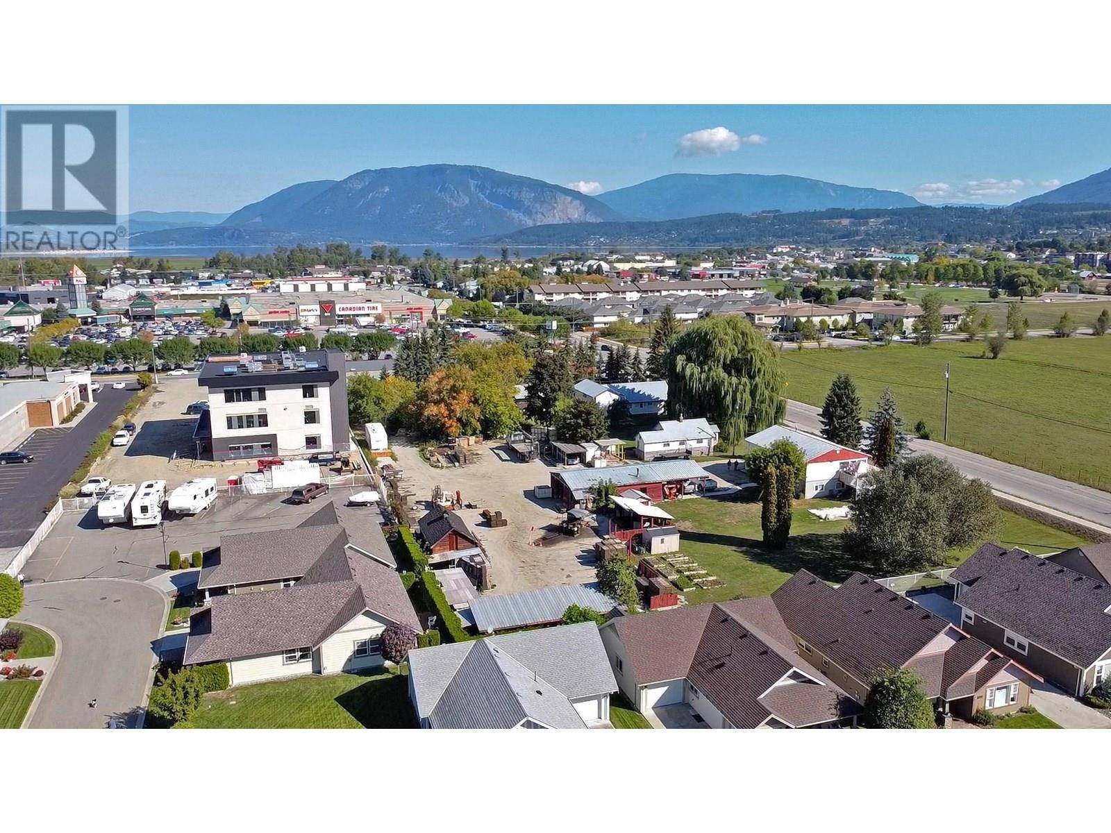 Salmon Arm, BC V1E1T2,1091, 1131, 1171 10 Street SW