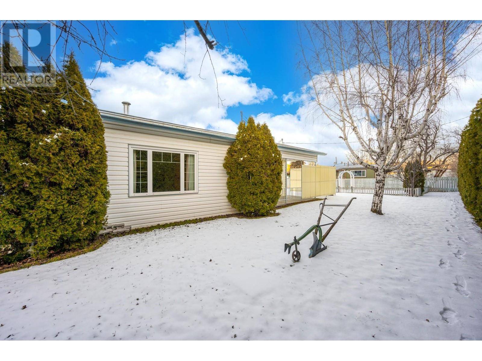 Merritt, BC V1K0C3,1590 Fir Avenue