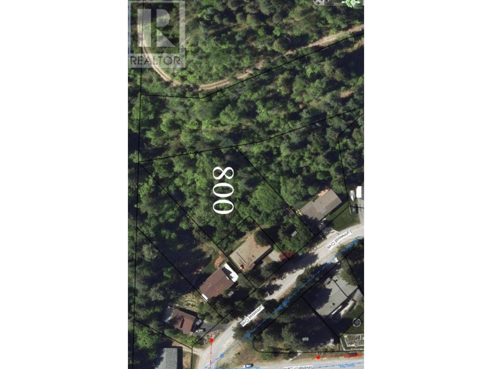 Castlegar, BC V1N1E3,800 LYNNWOOD Crescent