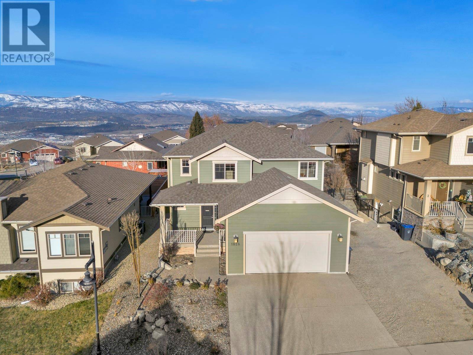 Kelowna, BC V1P1R1,1828 Split Rail Place