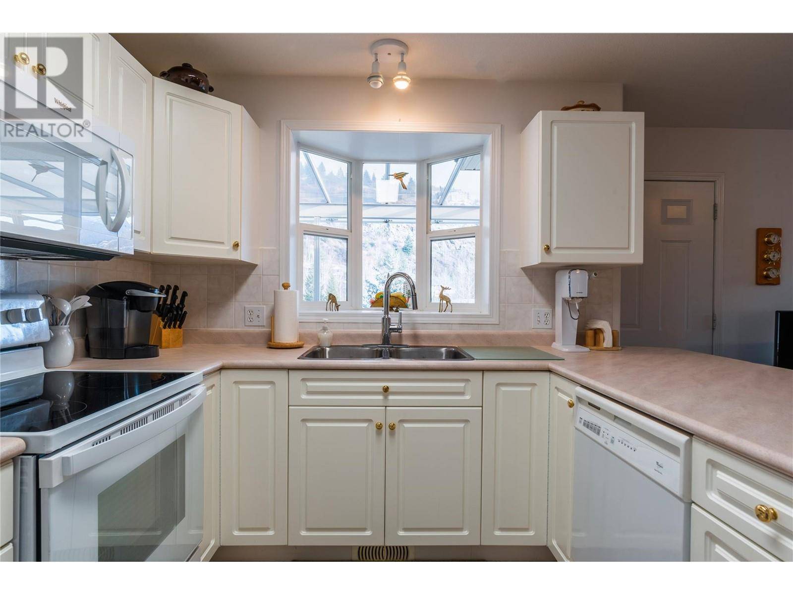 Trail, BC V1R2Y8,7600 Crema Drive