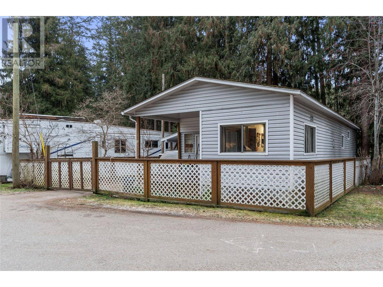 Canoe, BC V0E1K0,6670 Trans Canada HWY Northeast #10