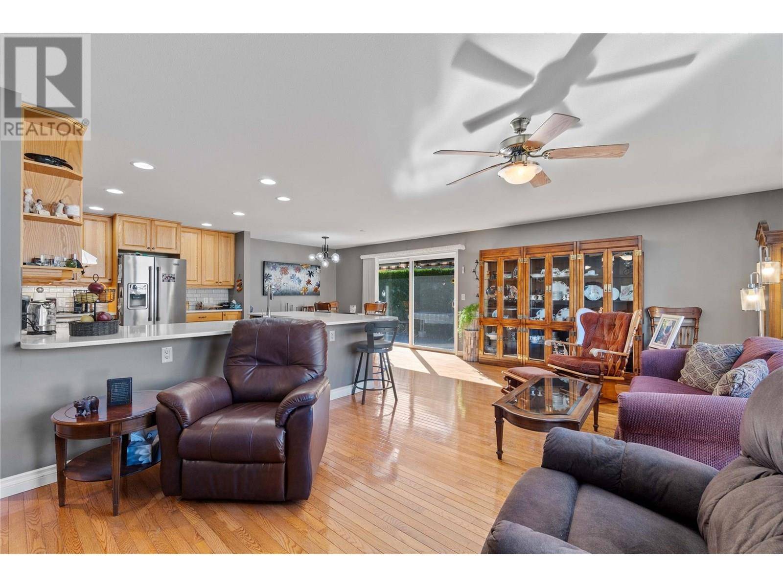 Salmon Arm, BC V1E0A5,1231 10 ST Southwest #38