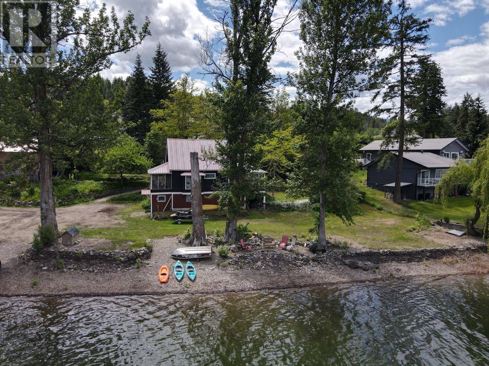 Blind Bay, BC V0E1H2,2415 Blind Bay Road