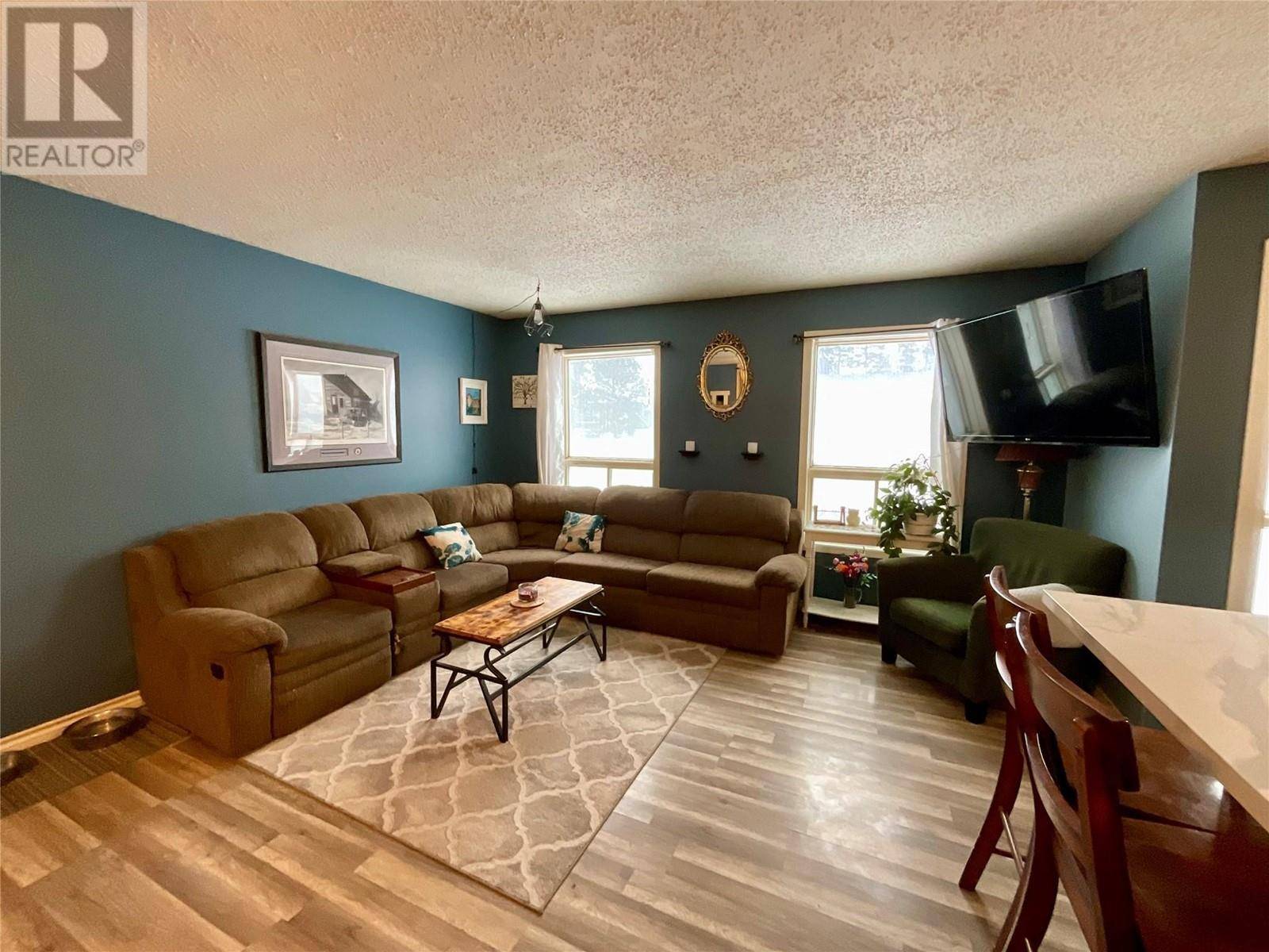 Tumbler Ridge, BC V0C2W0,223 Willow Drive