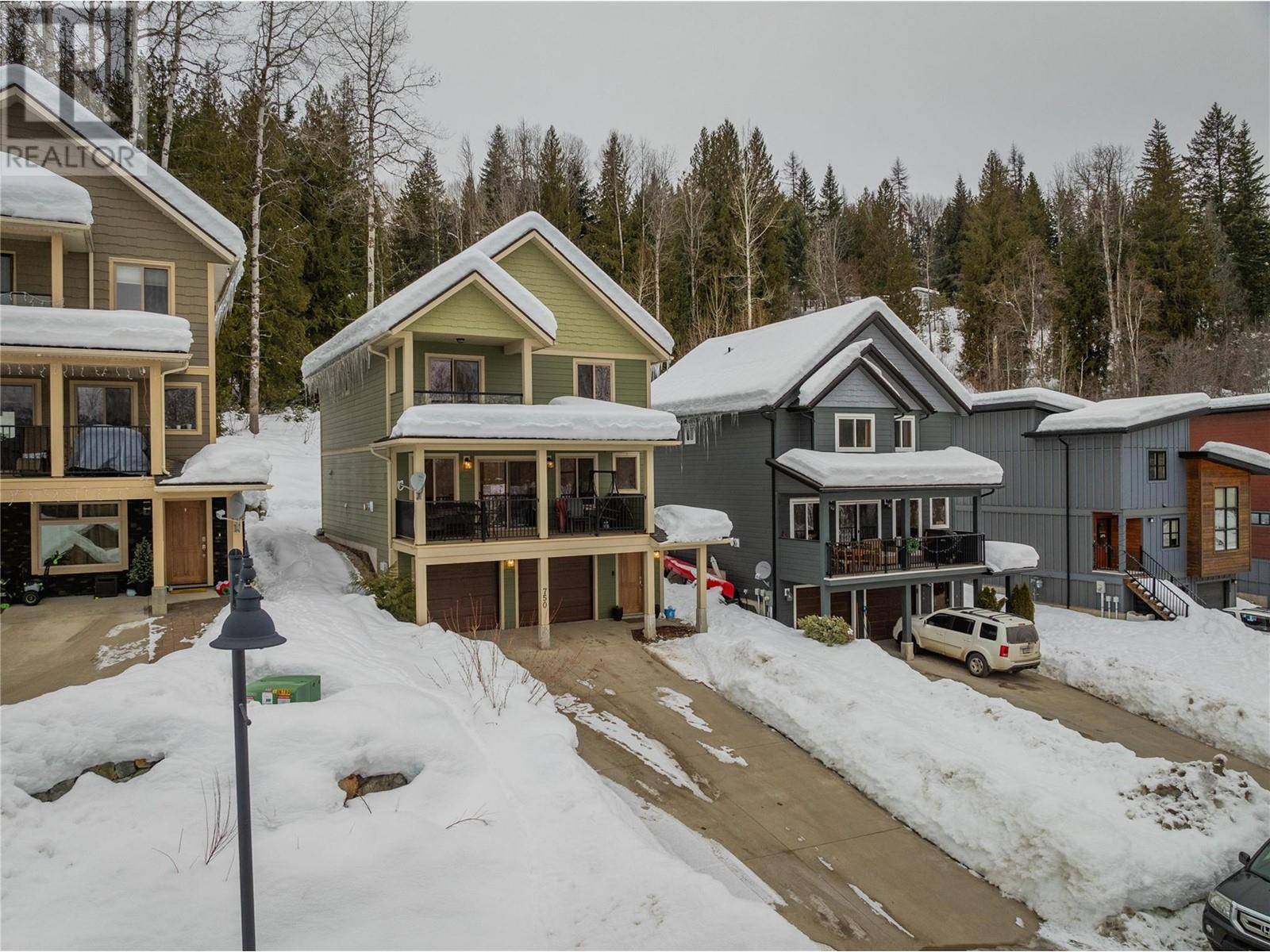 Rossland, BC V0G1Y0,750 REDSTONE Drive