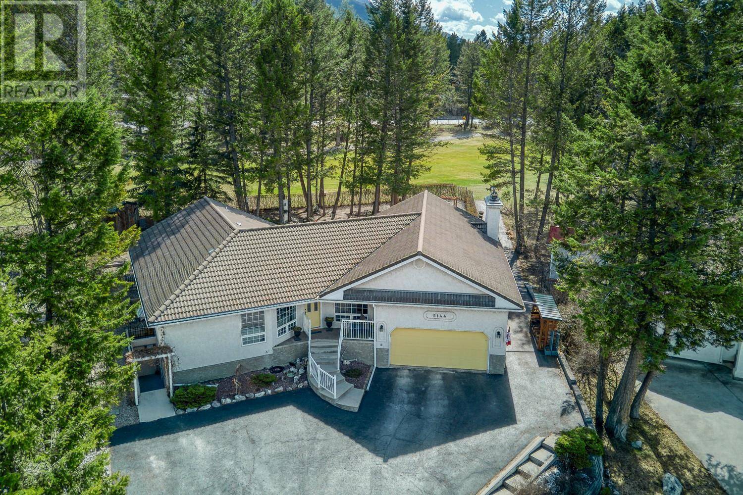 Fairmont Hot Springs, BC V0B1L1,5144 RIVERVIEW Crescent