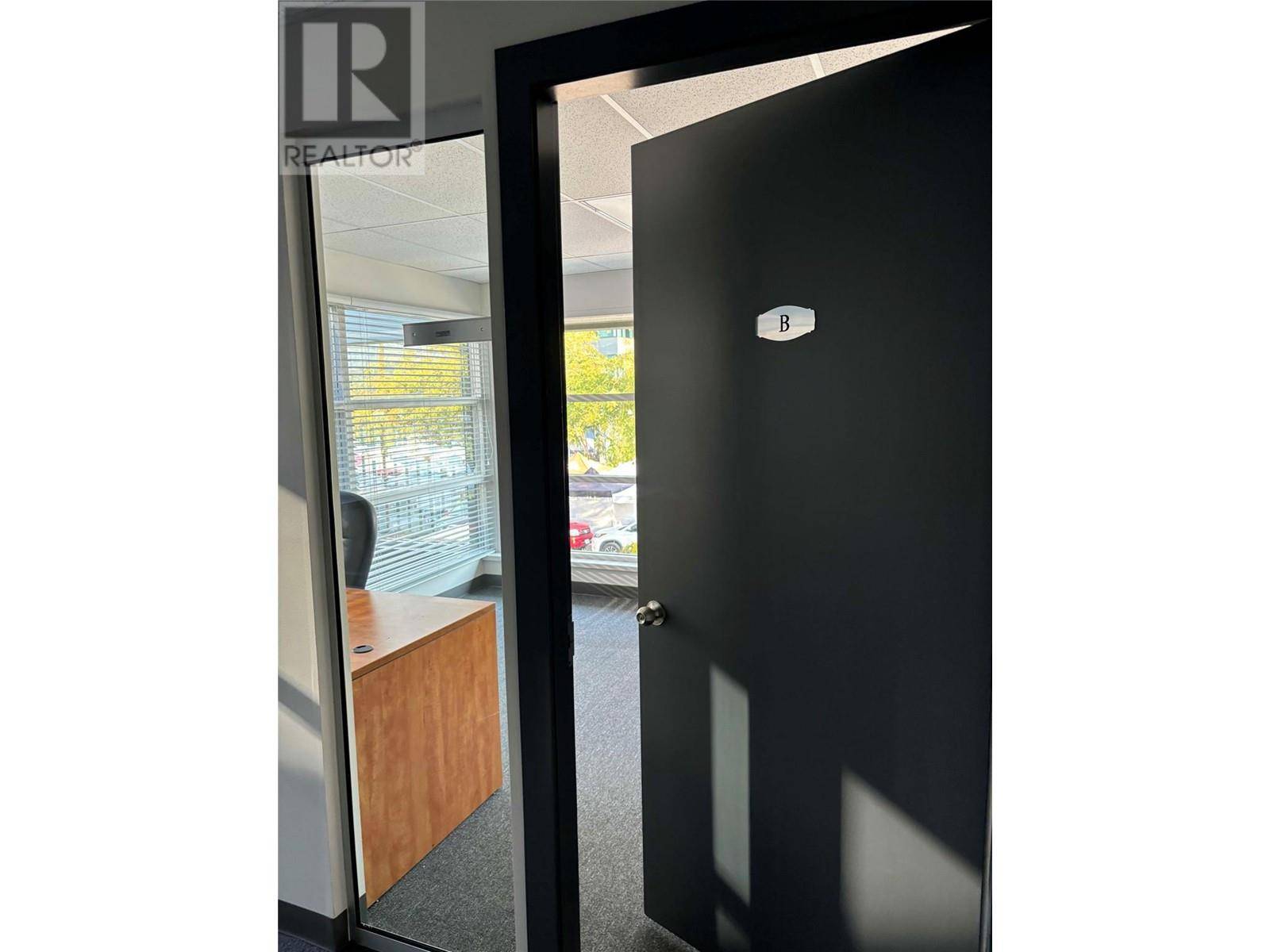 Kelowna, BC V1Y4N6,1715 Dickson AVE #210