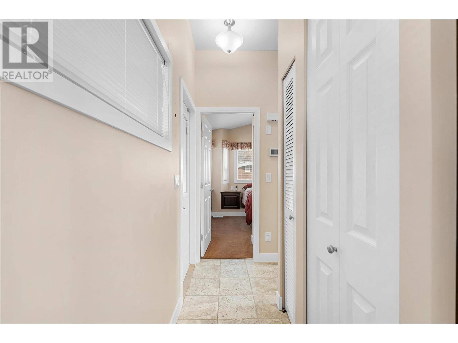 Keremeos, BC V0X1N1,4155 3 HWY #135