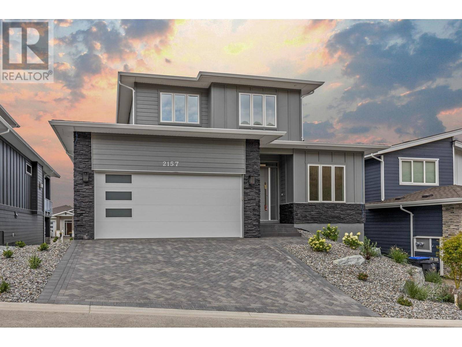 Kelowna, BC V1P1S8,2157 Kentucky Crescent