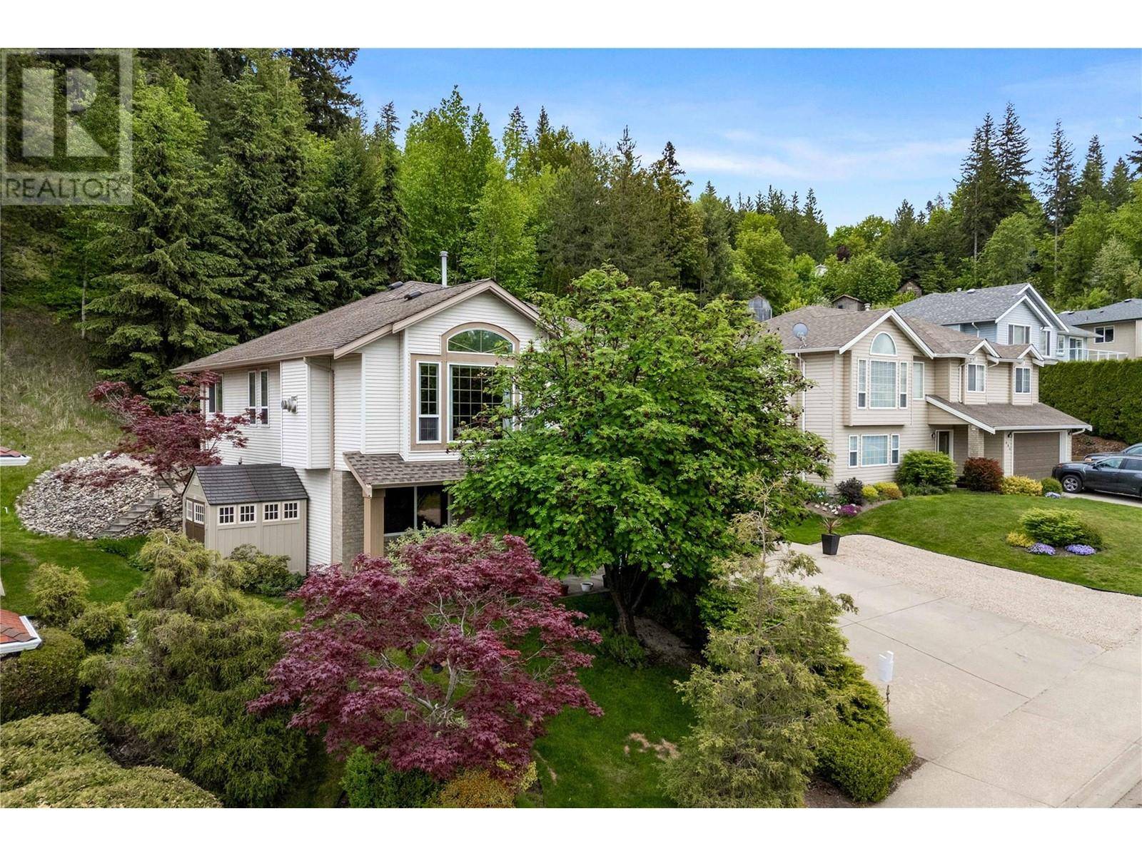 Salmon Arm, BC V1E1R7,450 17 Street SE