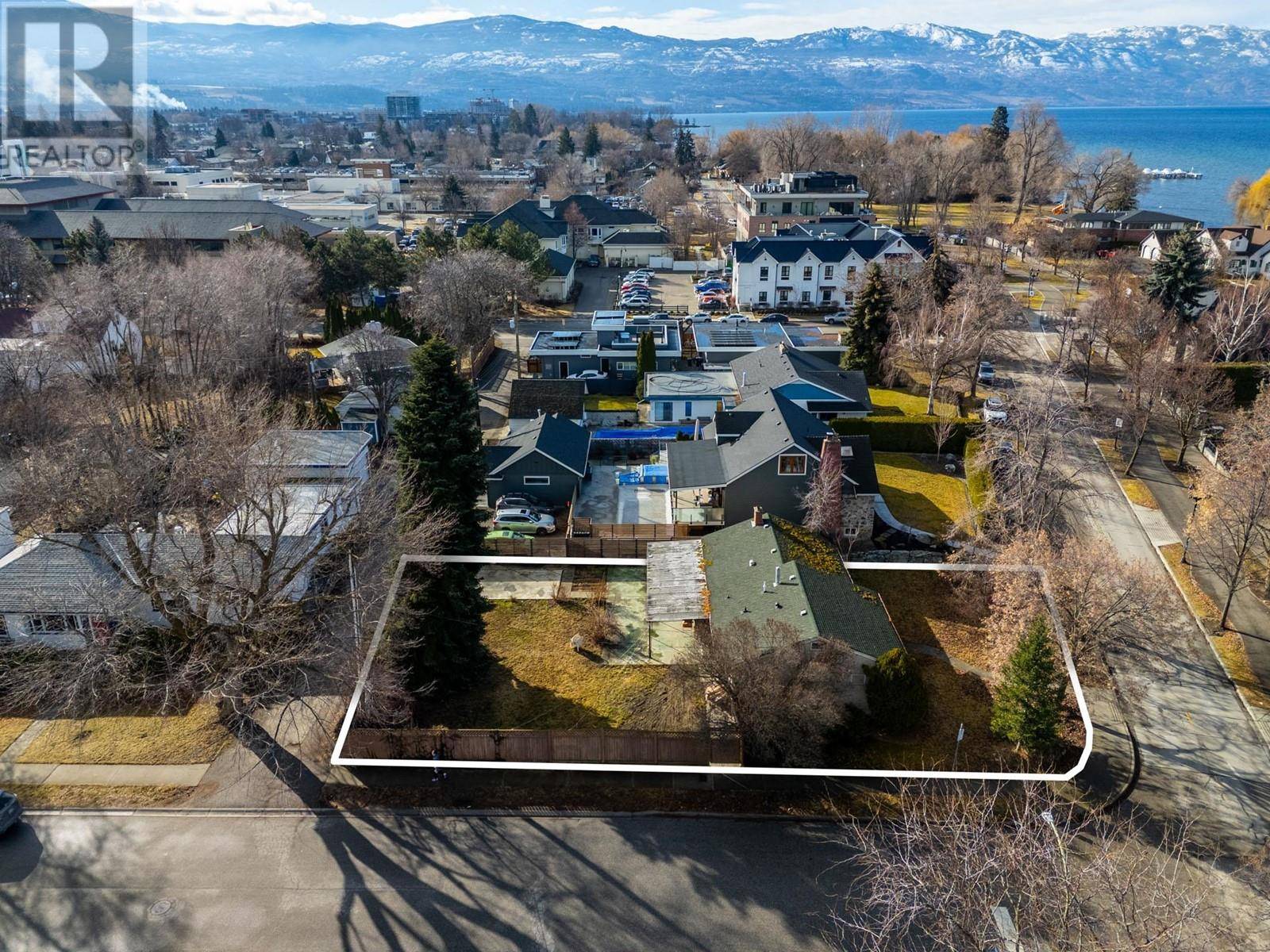 Kelowna, BC V1Y1C9,2165 Abbott Street