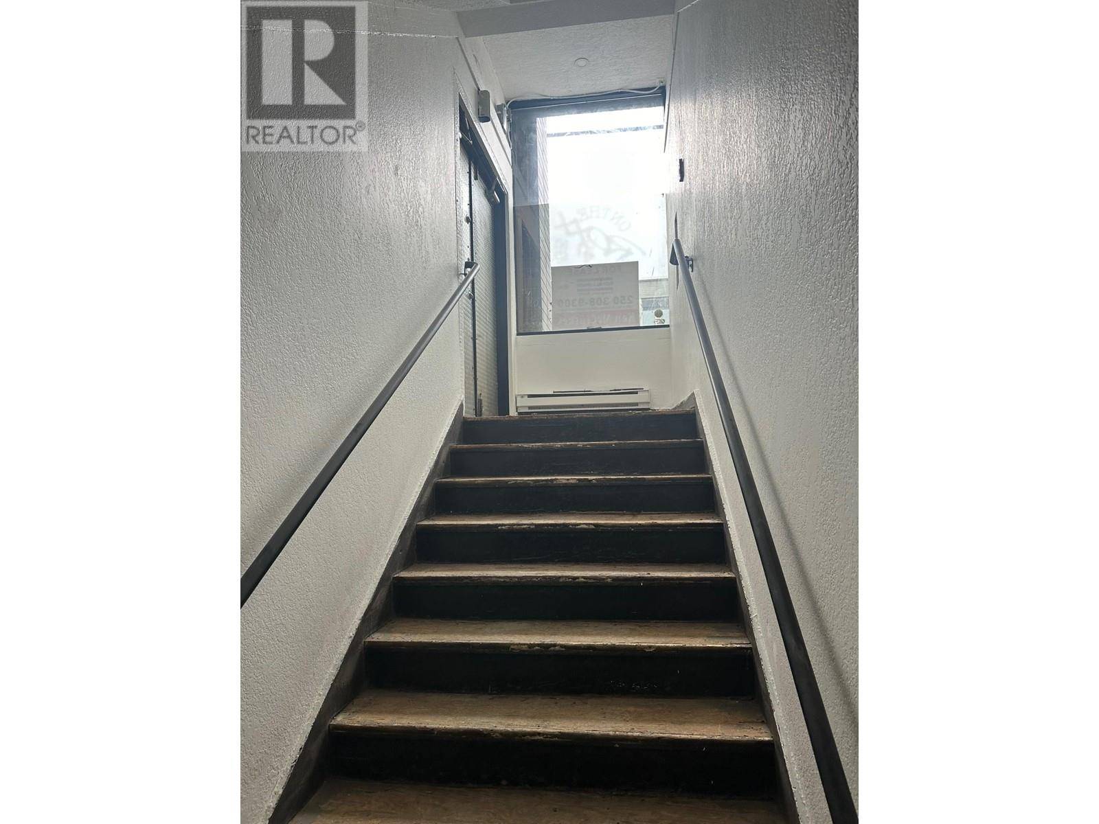 Vernon, BC V1T5L7,3307 32 AVE #200