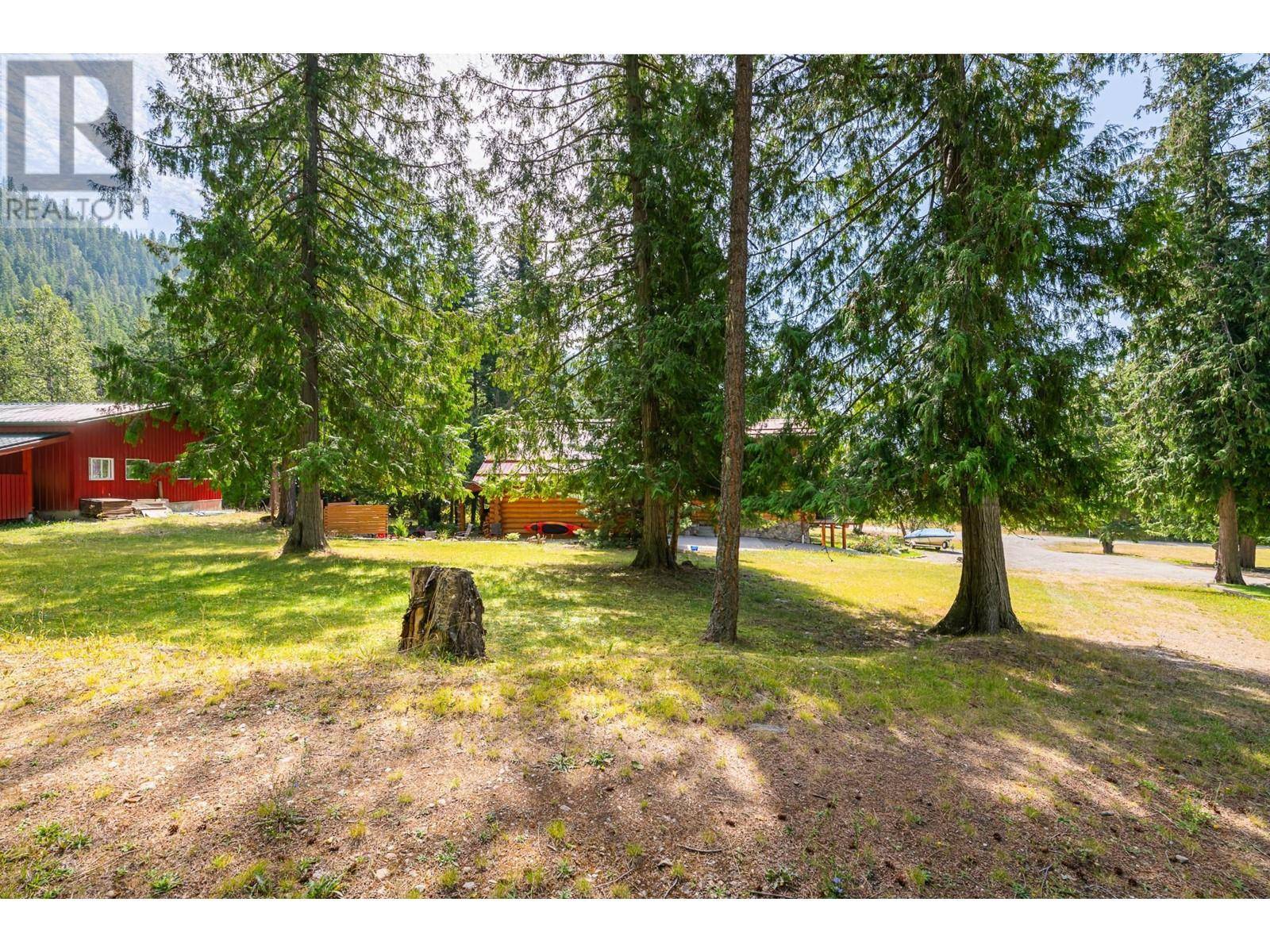 Gray Creek, BC V0B1S0,14304 MAIA Lane