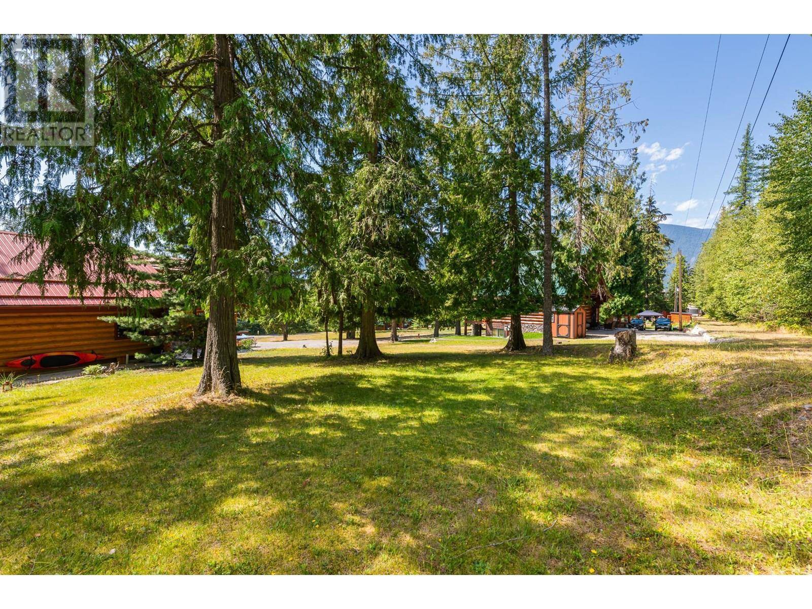 Gray Creek, BC V0B1S0,14304 MAIA Lane