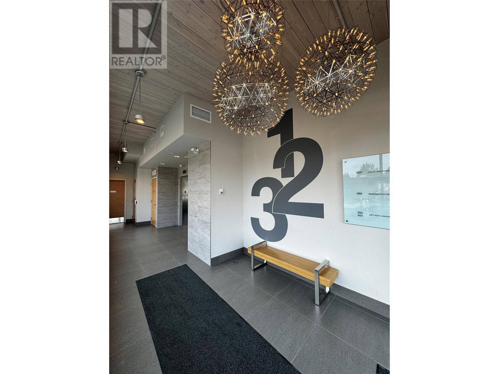 Kelowna, BC V1W1V3,3935 Lakeshore RD #202