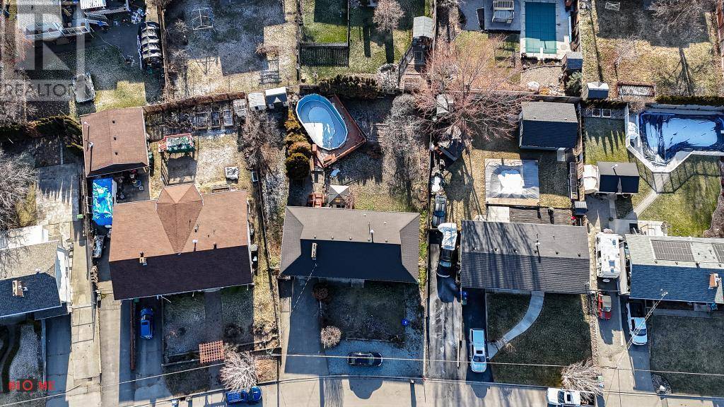 Kelowna, BC V1X1C8,1255 Thompson Road