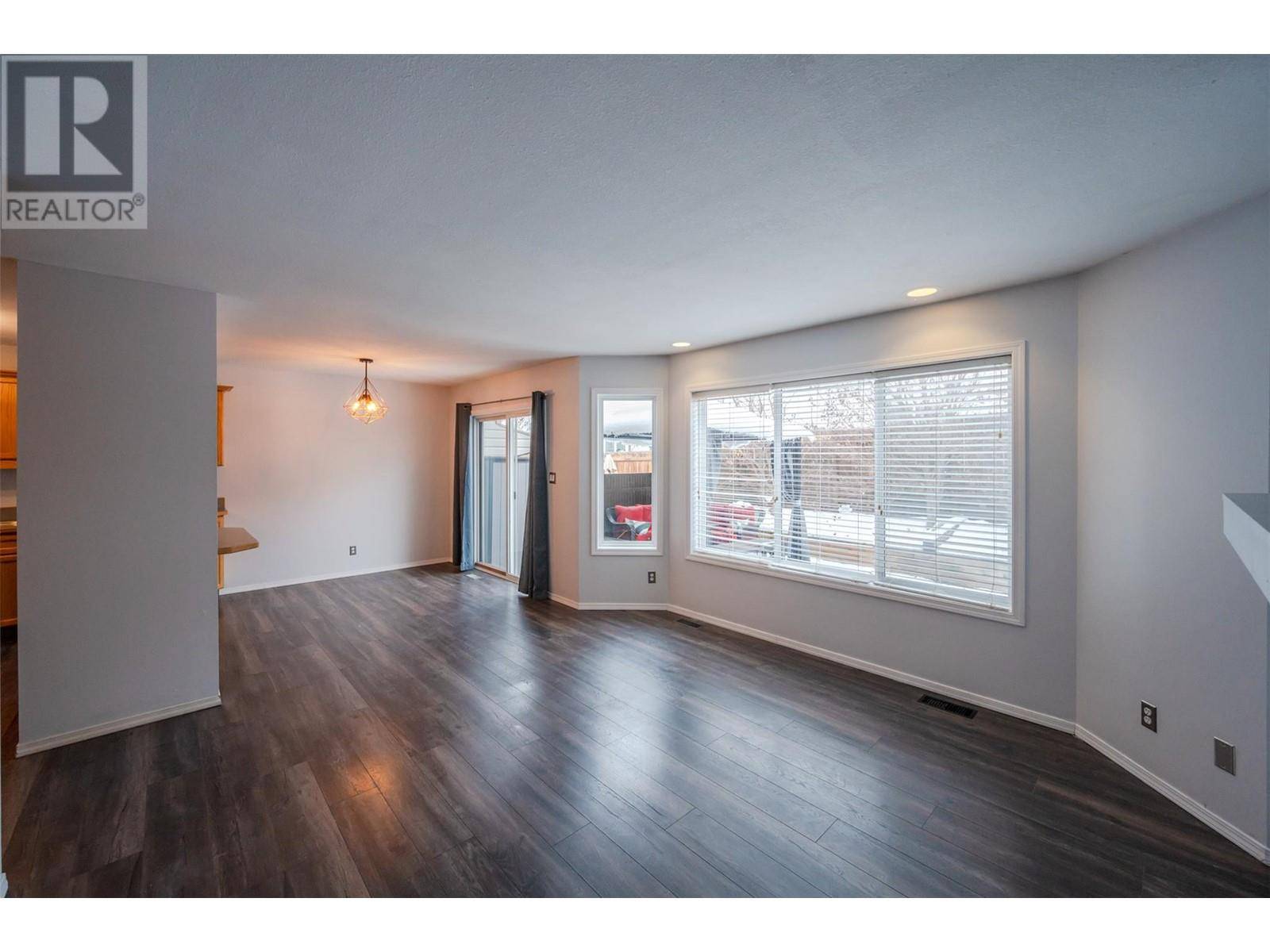 Penticton, BC V2A5J6,3462 South Main ST #10