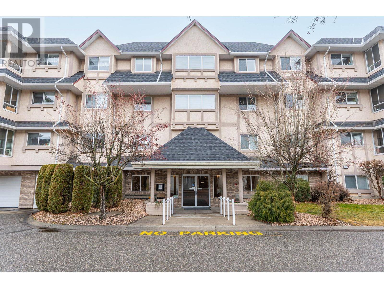 Kelowna, BC V1V2J4,315 Whitman RD #205