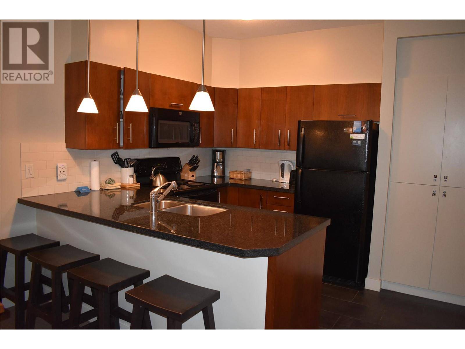 Panorama, BC V0A1T0,2049 Summit DR #412 C