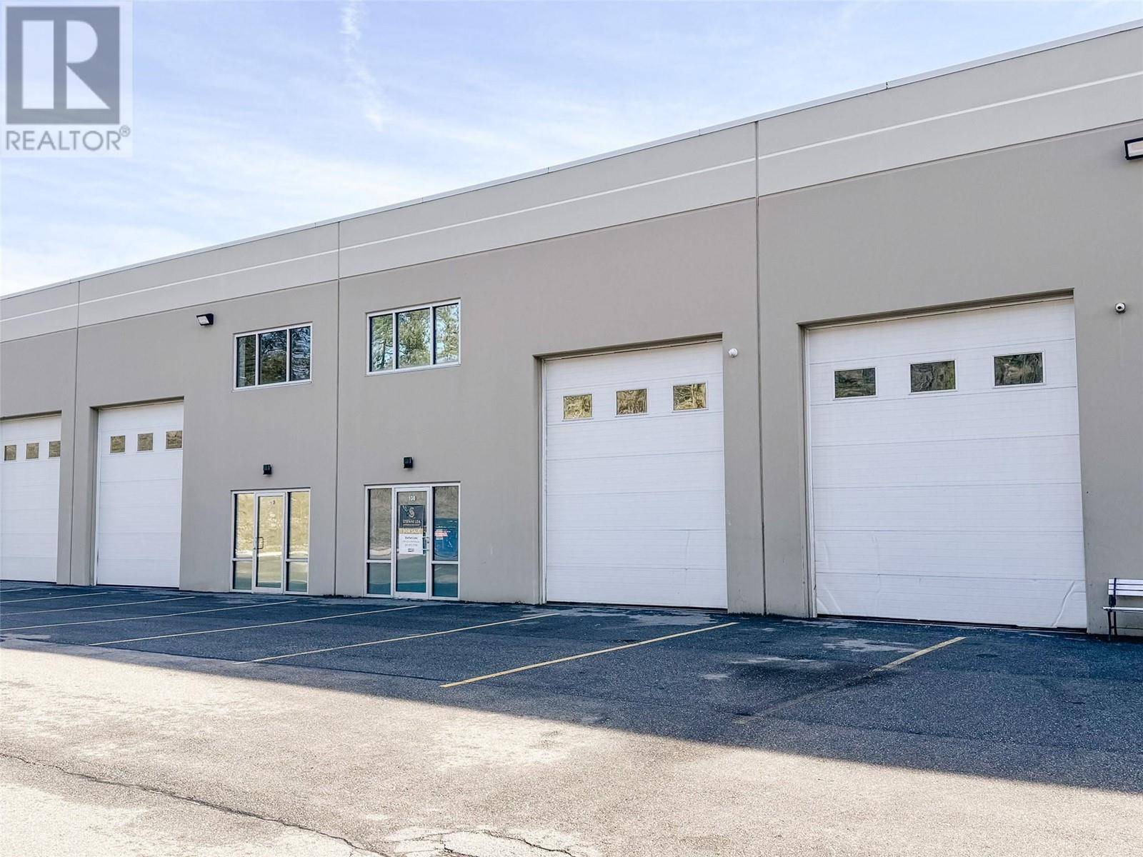 Kelowna, BC V1V2M1,210 Lougheed RD #108
