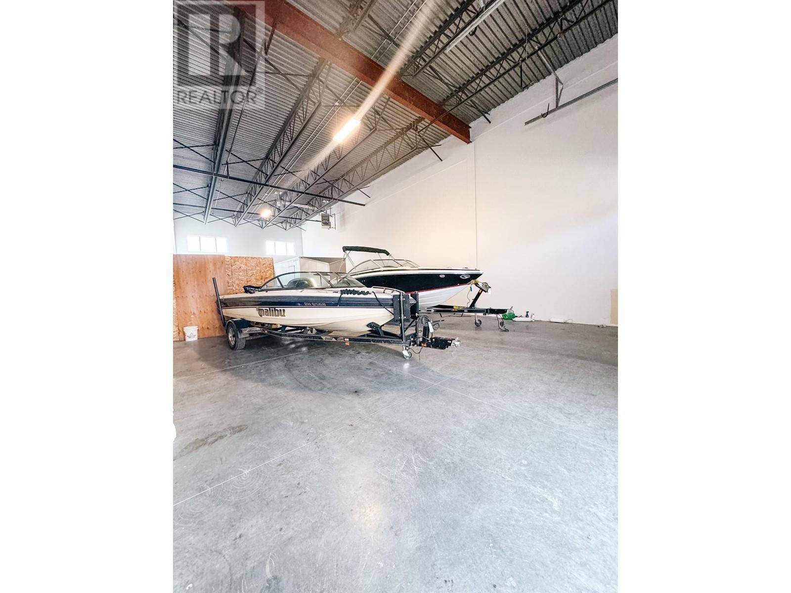 Kelowna, BC V1V2M1,210 Lougheed RD #108