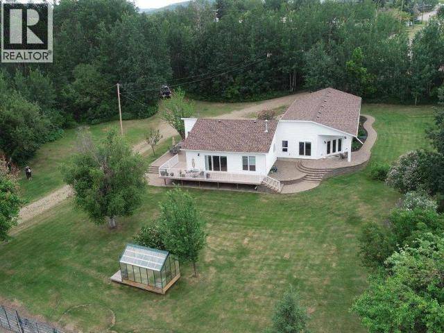 Pouce Coupe, BC V0C2C0,5105/5101 53 Street