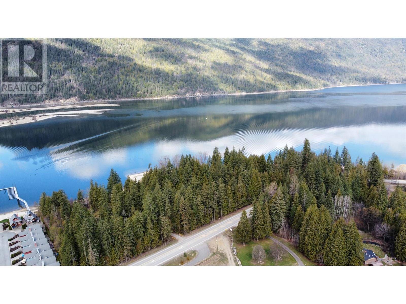 Mara, BC V0E2K0,8253 97A HWY #8