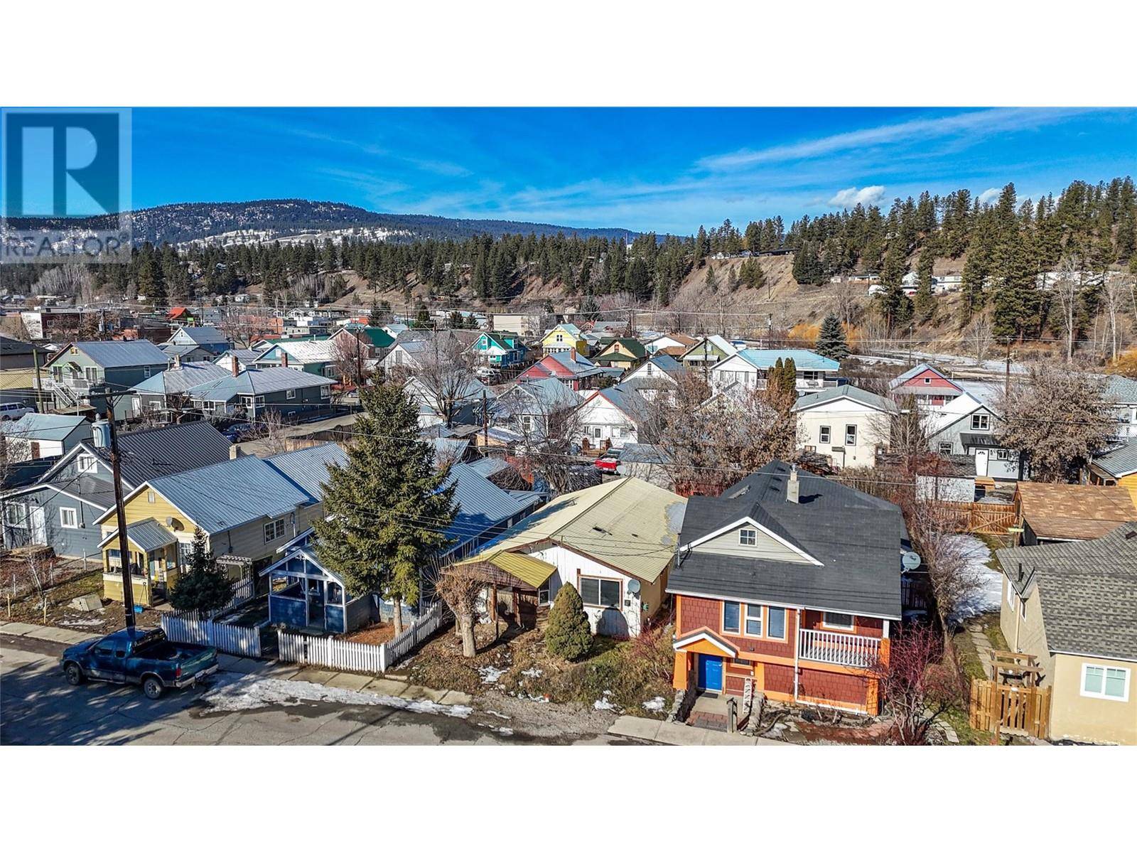 Princeton, BC V0X1W0,37 KENLEY Avenue