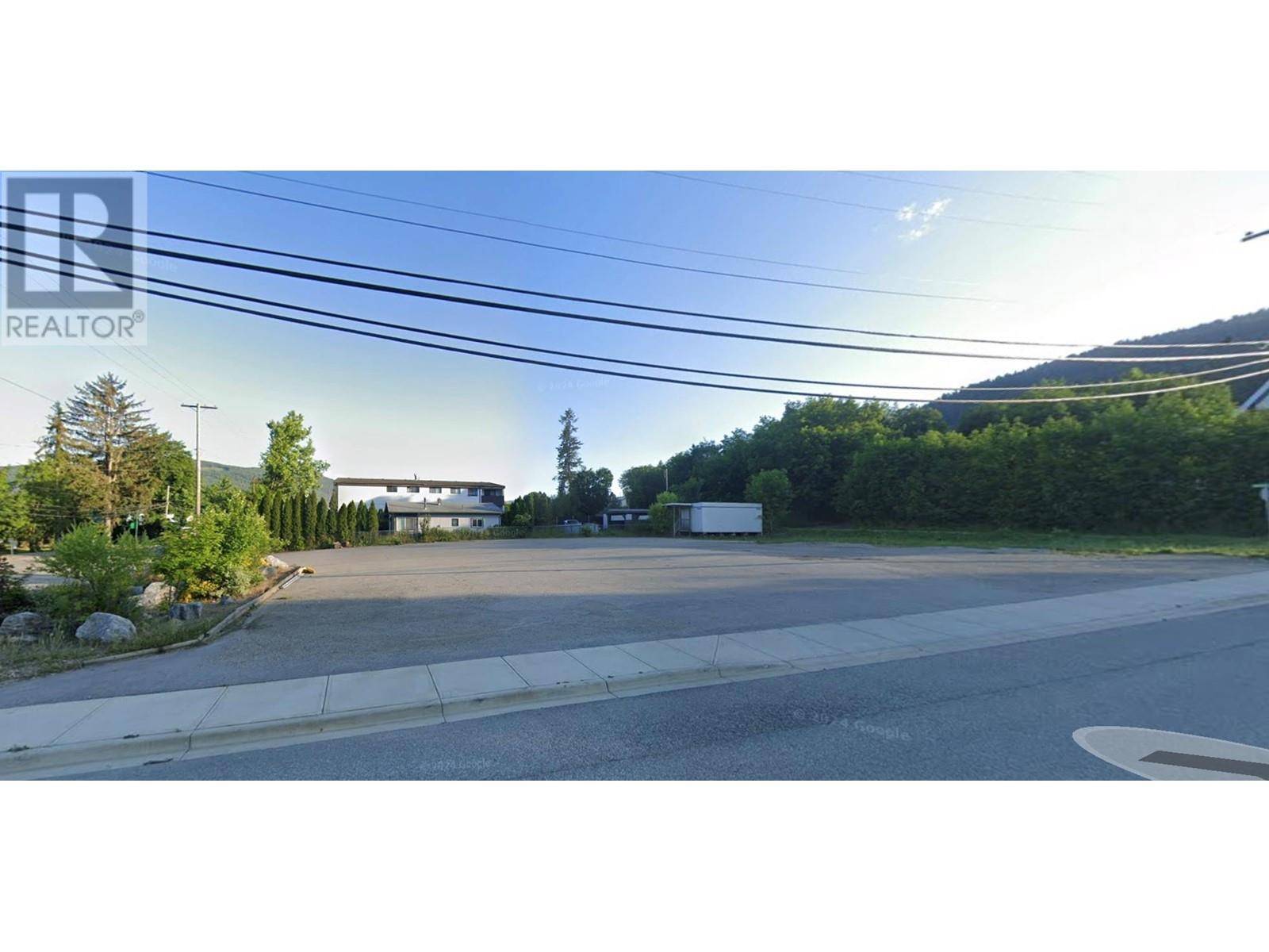 Lumby, BC V0E2G0,2006 Glencaird Street