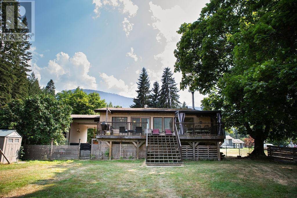 Harrop, BC V1L6P7,6171 ROWLEY Road