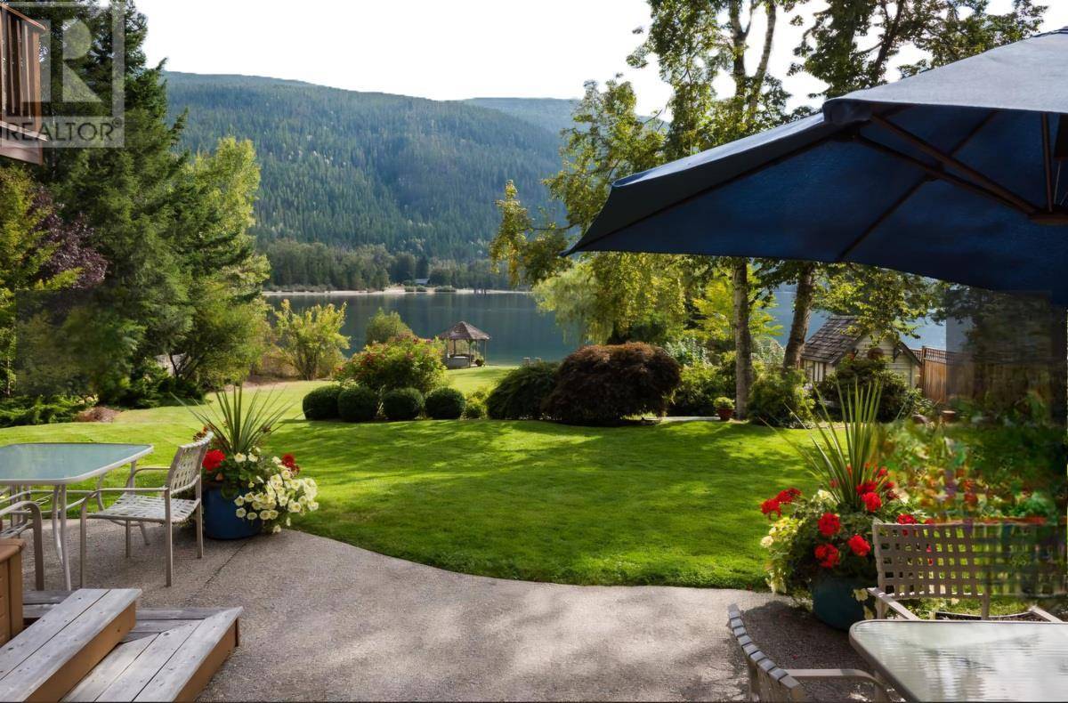 Nelson, BC V1L6M8,3946 MacGregor Road
