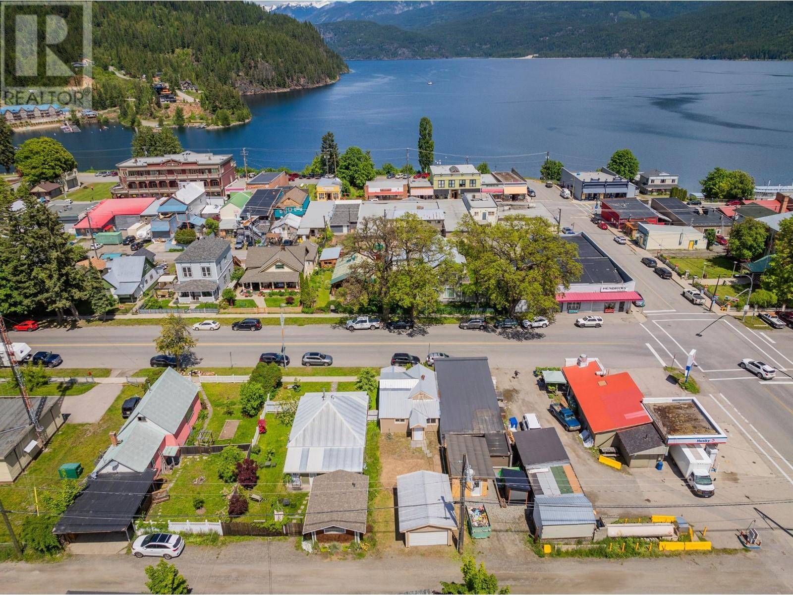 Kaslo, BC V0G1M0,411 A Avenue