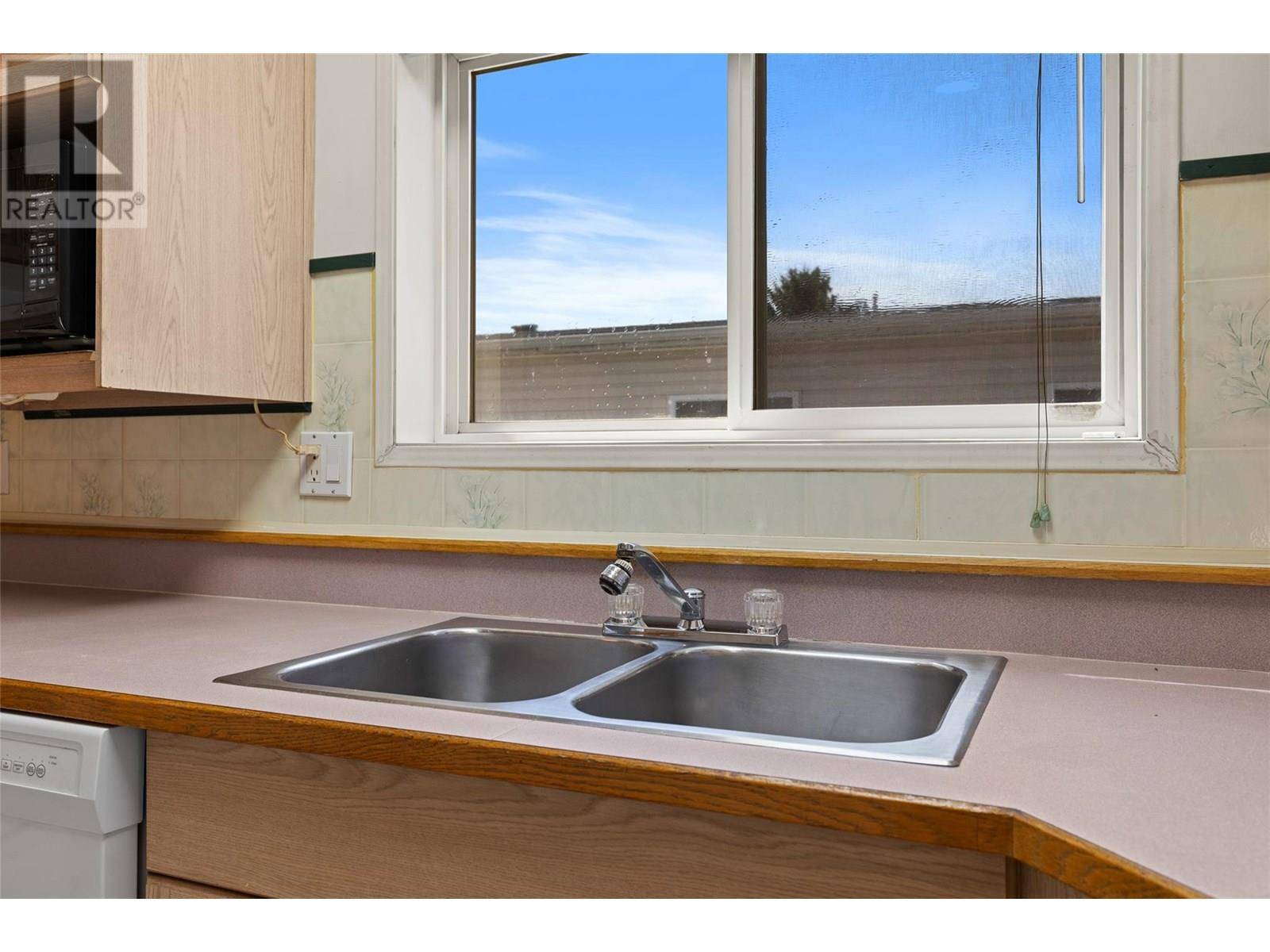 Westbank, BC V4T1R4,2005 Boucherie RD #137