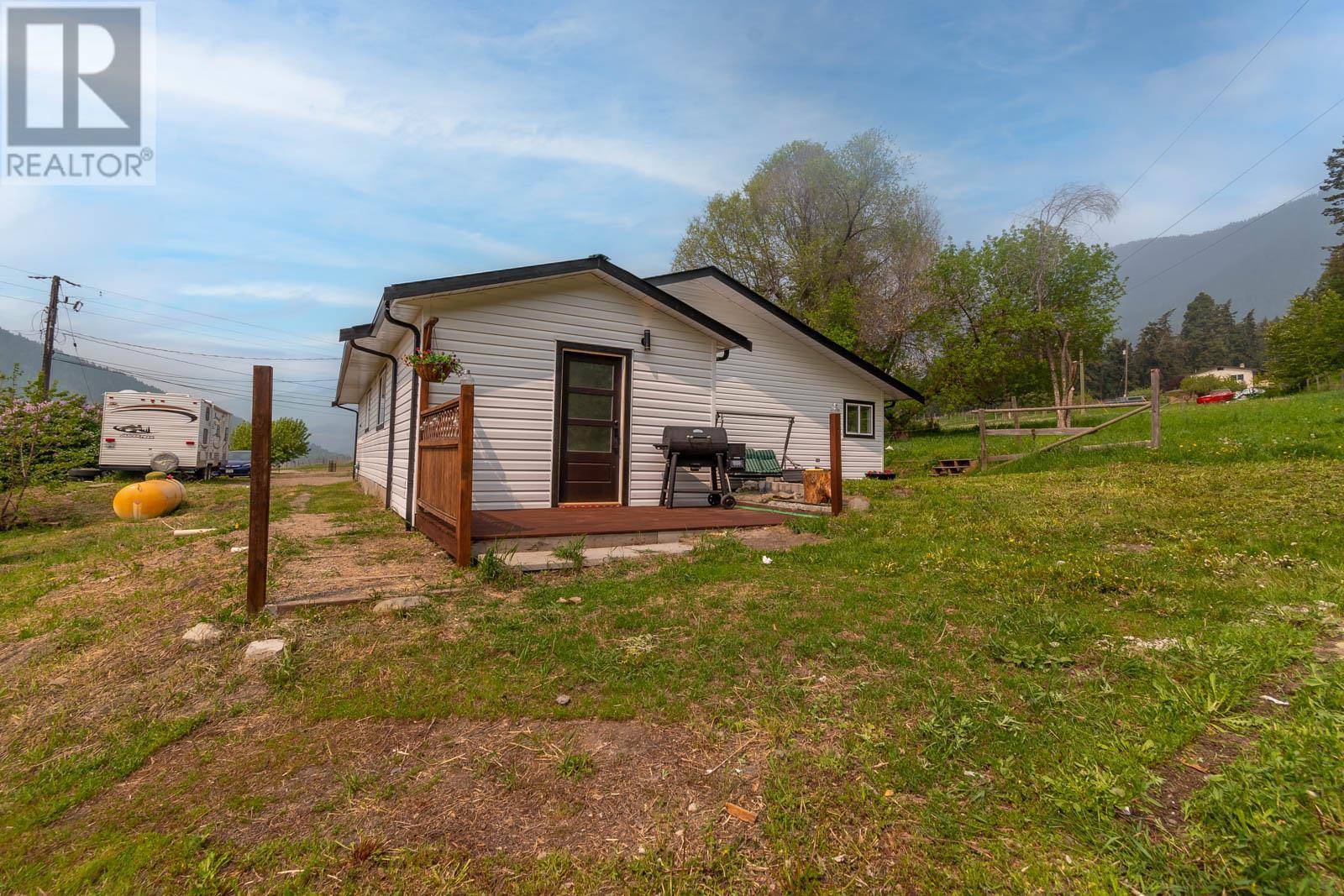 Falkland, BC V0E1W0,5479 Silvernails Road