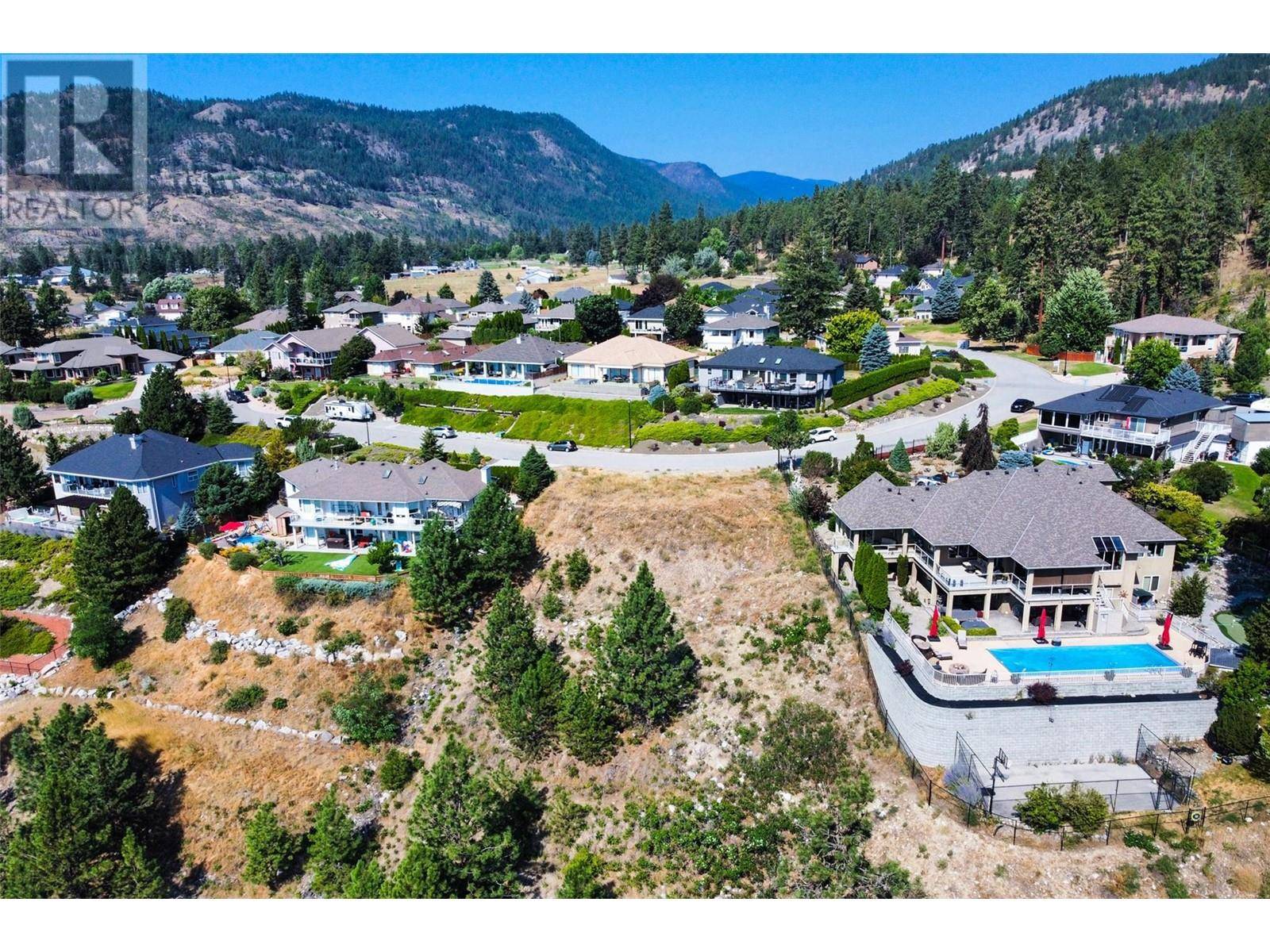 Peachland, BC V0H1X2,5157 Morrison Crescent