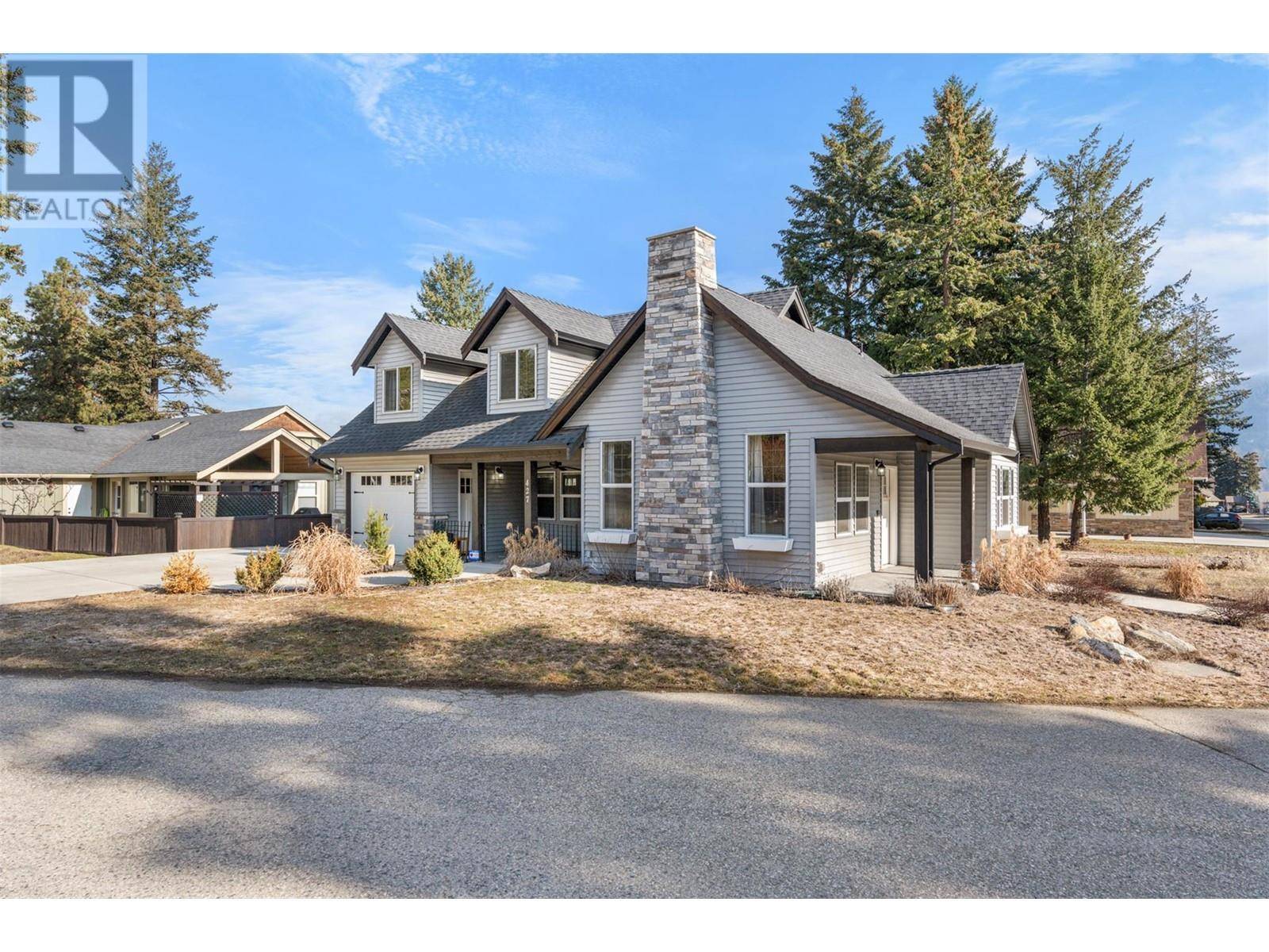Vernon, BC V1H2A1,427 Hummingbird Avenue