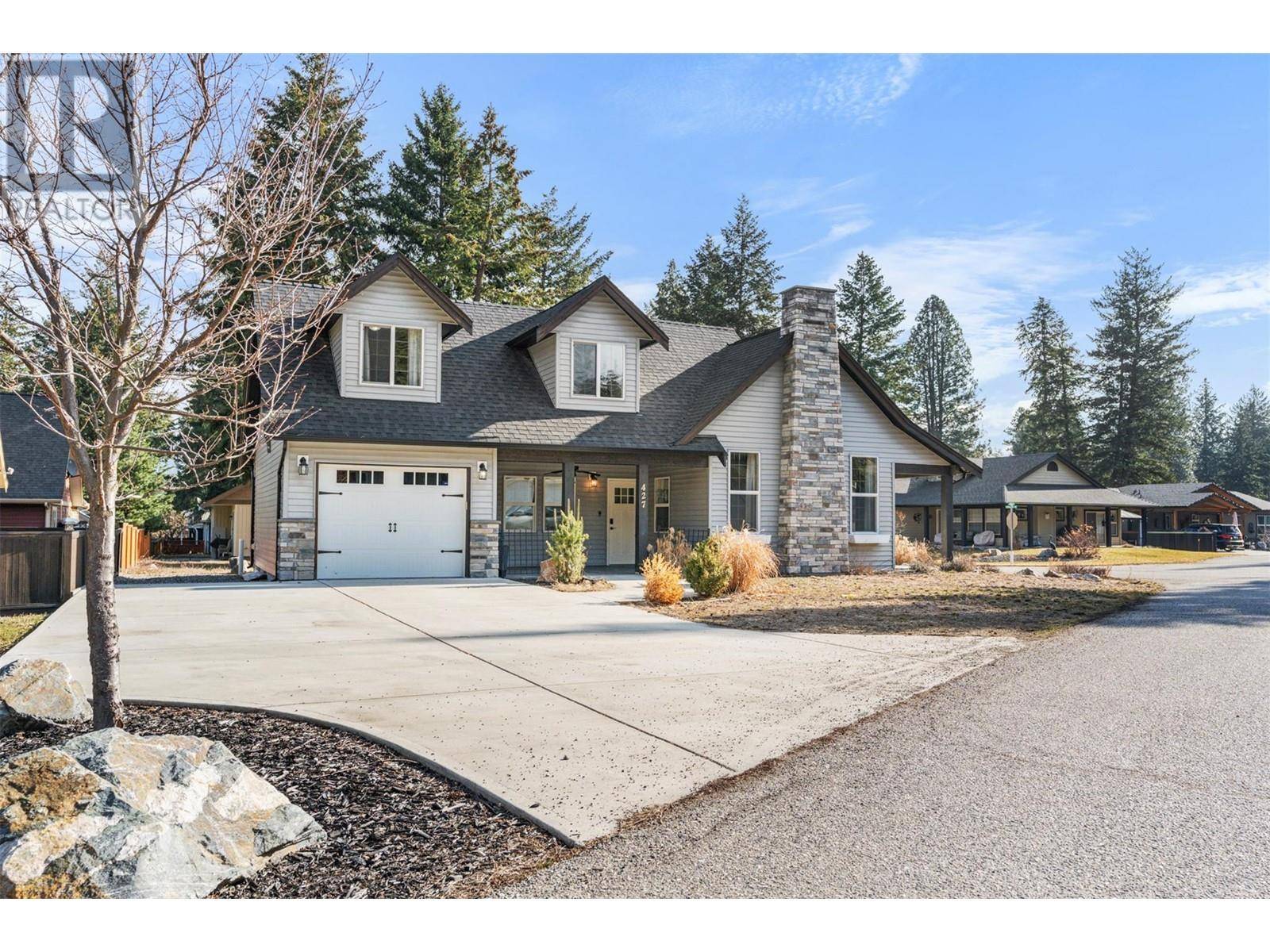 Vernon, BC V1H2A1,427 Hummingbird Avenue